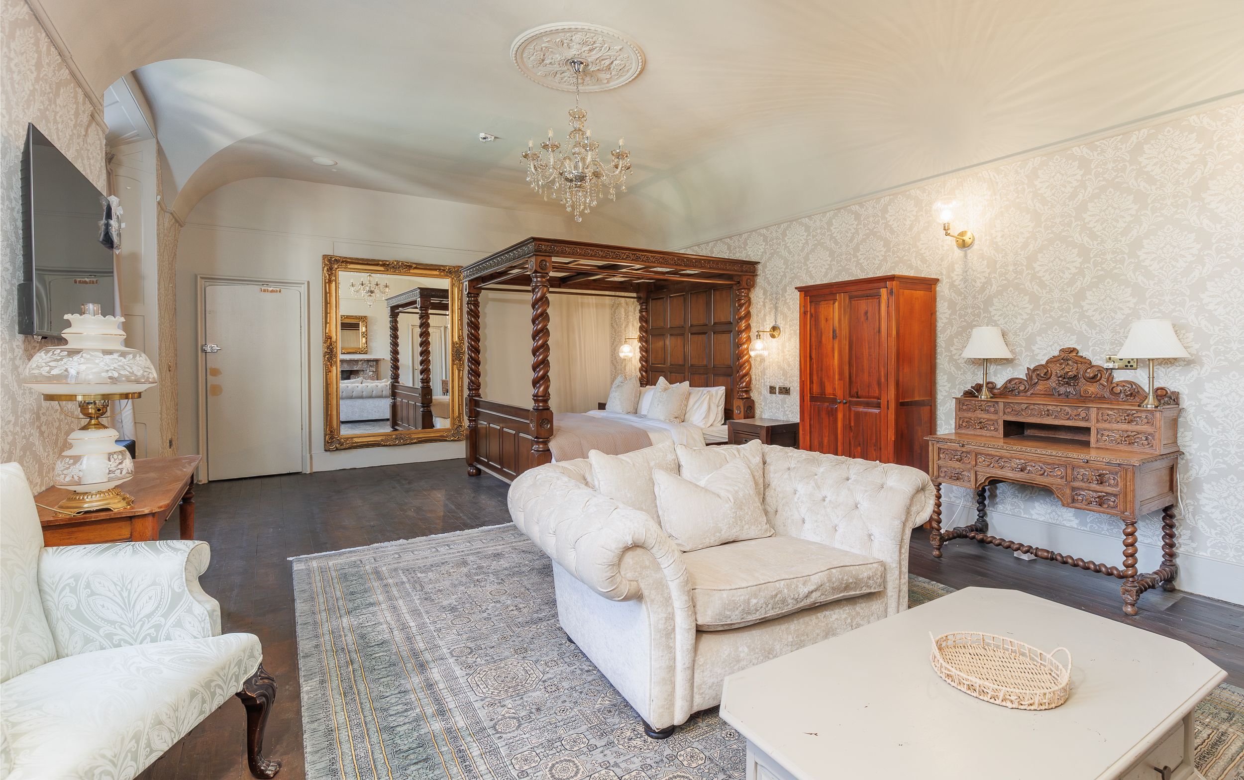 The Bonchurch Room — woodland views